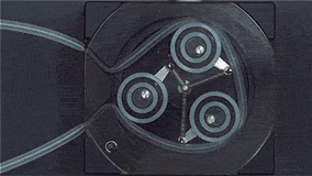 Peristaltic_pump_LAMBDA_PRECIFLOW_-_pumping_mechanism