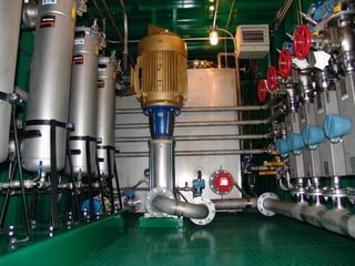 marine-line-flushing-system_2-794108-edited.jpg